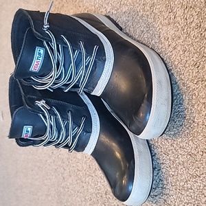 Xtratuf rain booties